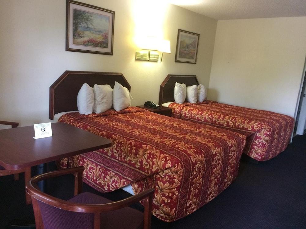 Luxury Inn & Suites Selma Eksteriør bilde