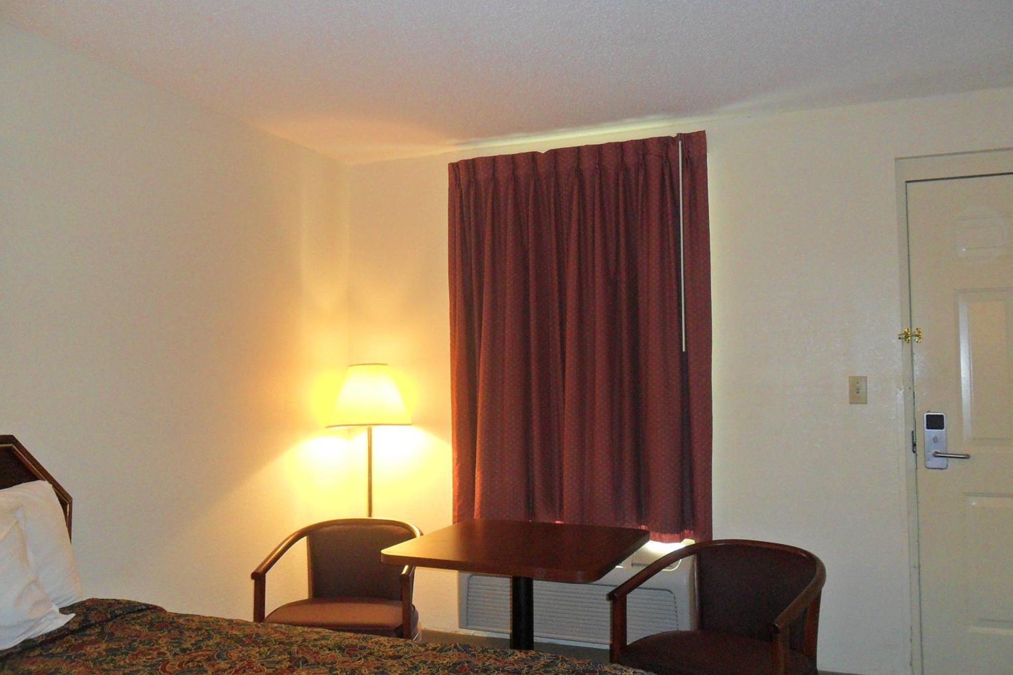 Luxury Inn & Suites Selma Rom bilde